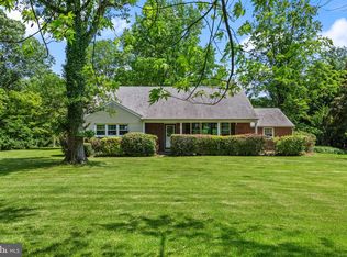 808 Judie Ln, Ambler, PA 19002