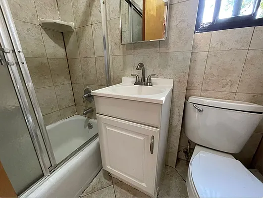 Rented by REAL New York | media 3