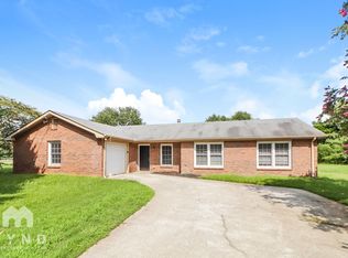 20 Oak Wood Ln, Covington, GA 30016