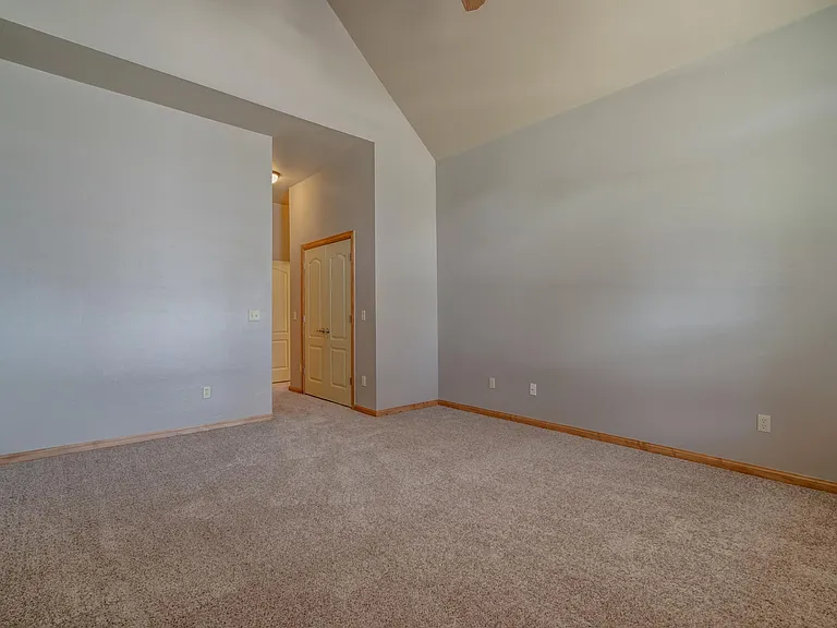 17108 Prestwick Cir — Photo 18