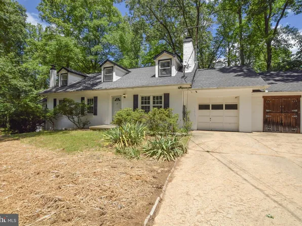 625 Gray Fox Rd, Harpers Ferry, WV 25425