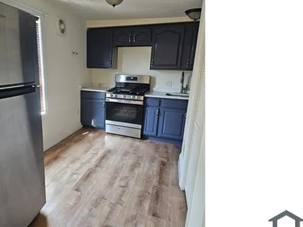 15 Dublin St, Lowell, MA 01854