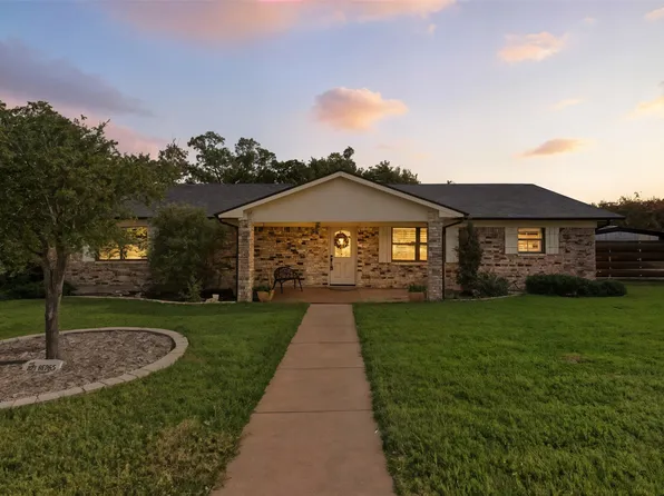 116 Cromeans St, Jacksboro, TX 76458