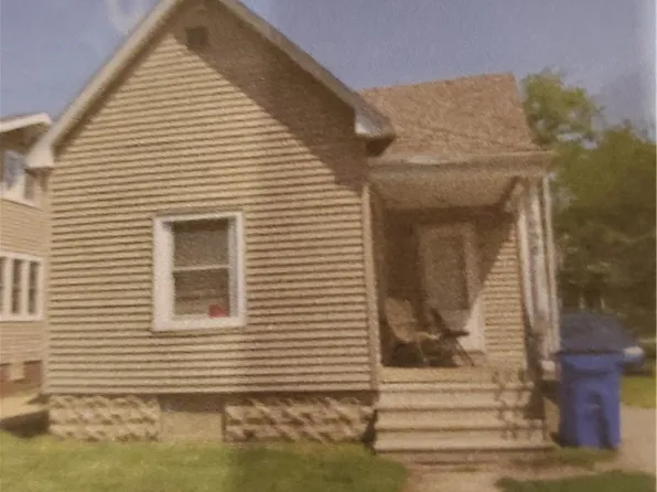 1958 E Main St, Decatur, IL 62521