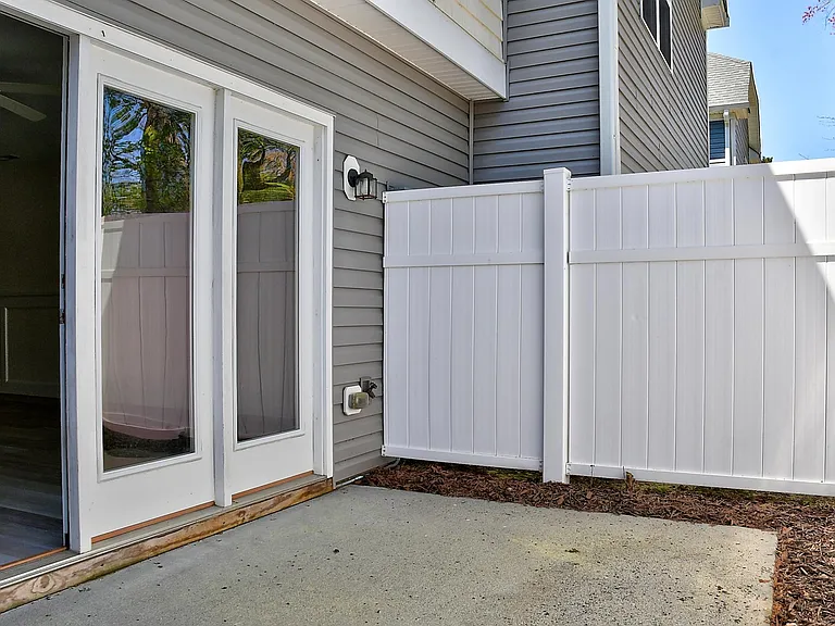 5416 Safe Harbour Way — Photo 31