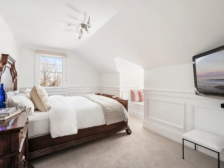 179 Hampton Rd — Photo 18