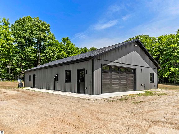 2nd image of 4459 Ely Rd