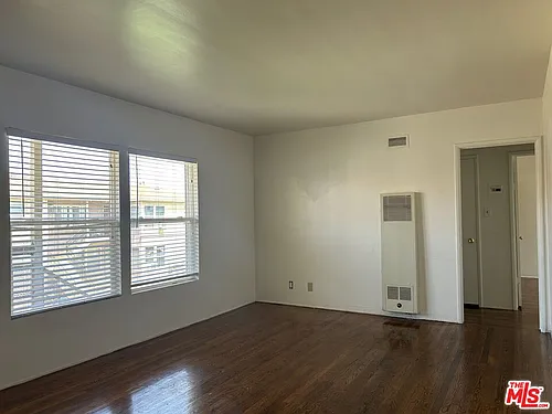 4107 Wade St Photo 1