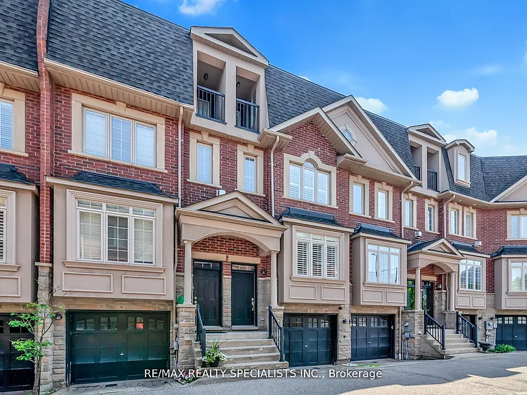 7 Streight Ln — Photo 2
