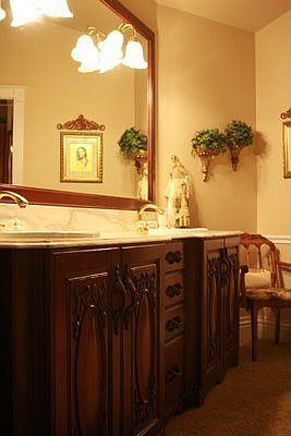 Master Vanity