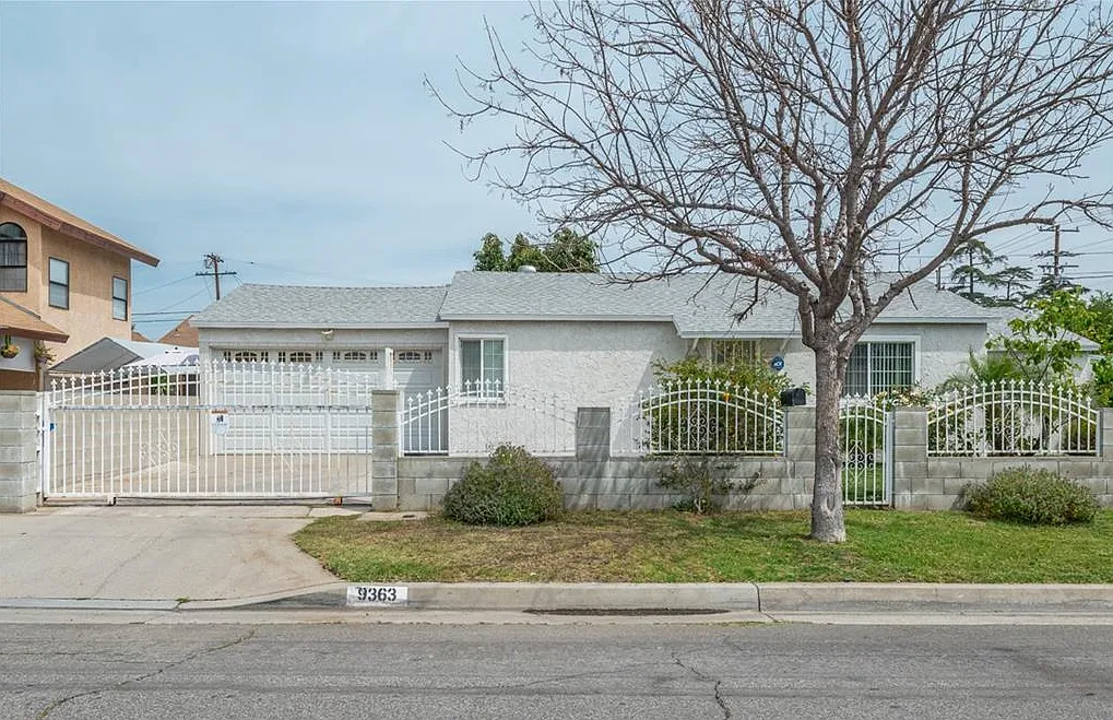 4 bed, 1500 sqft, $3,900 — Photo 1