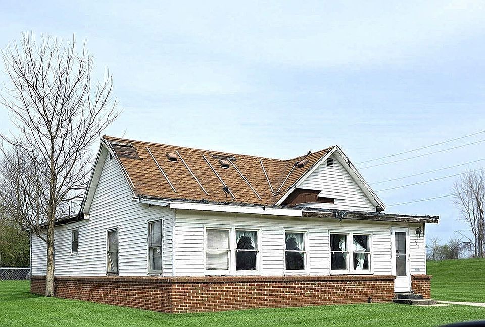 1st image of 300 W Olive St W