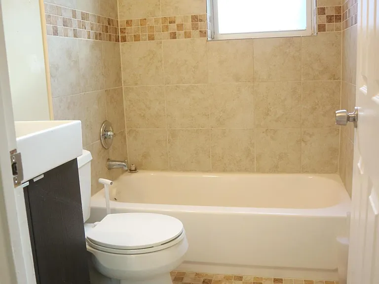 1337 Florida Ave NW — Photo 14