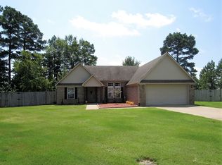 119 Pleasant View Ct, Bryant, AR 72022
