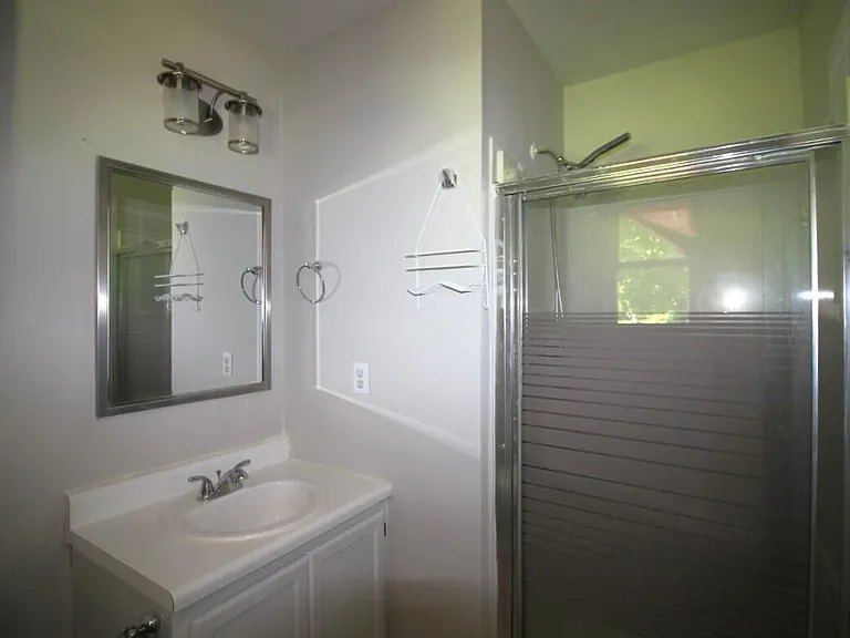2833 Seclusion Ct #D — Photo 9