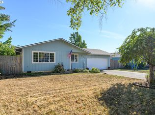 531 NE 3rd St, Willamina, OR 97396