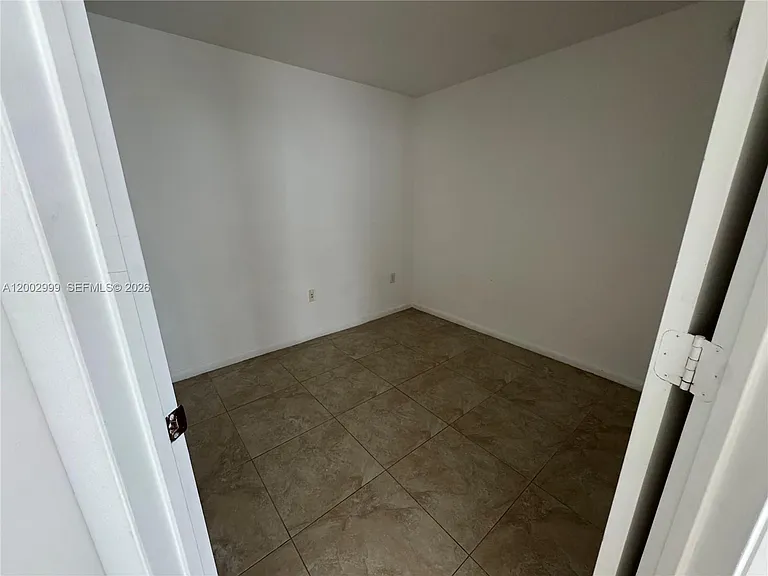 253 NE 2nd St #1108 — Photo 11