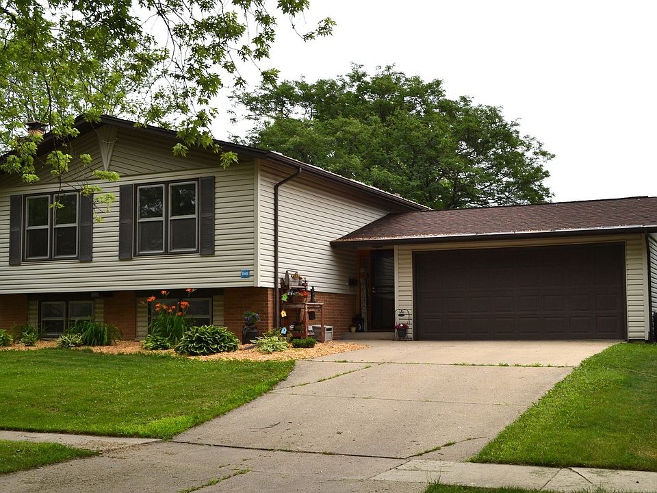 1st image of 15449 Orogrande Dr