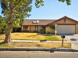 2301 N Sycamore Ave, Rialto, CA 92377