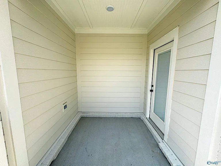 119 Bullpen Aly — Photo 38