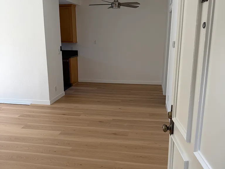 10746 Blix St #203 — Photo 3