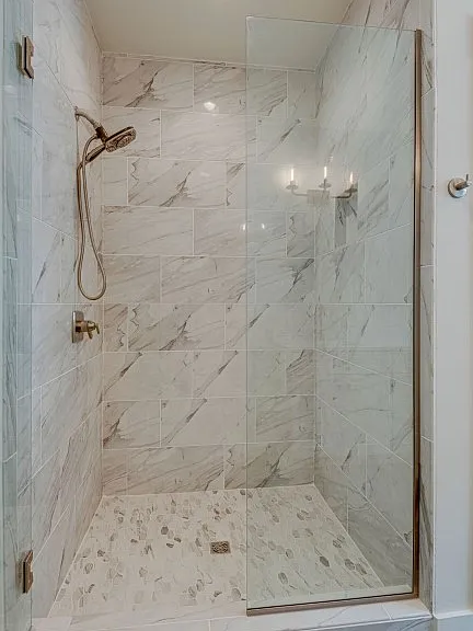 600B 45th Ave — Photo 9