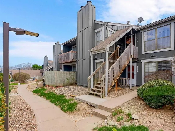 12739 W 110th Ter, Overland Park, KS 66210