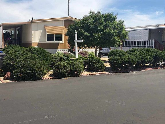 2nd image of 191 Kona Cir