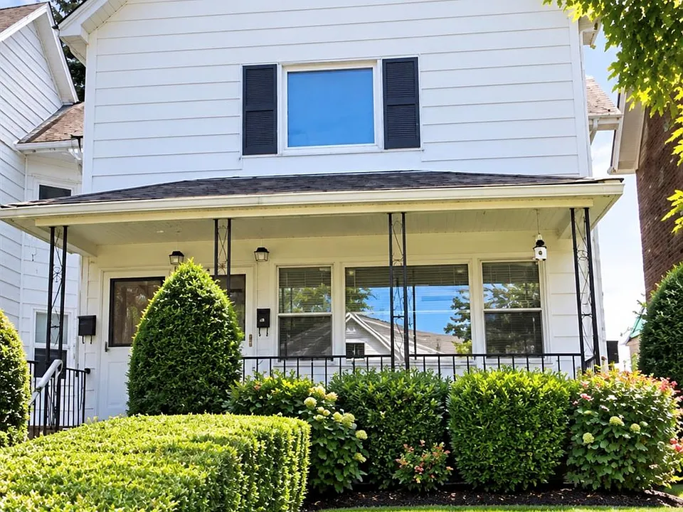 87 W Main St #2
