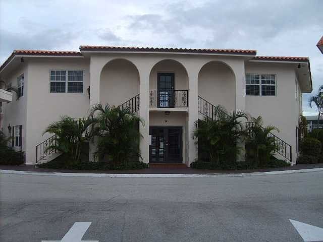 1st image of 28 Yacht Club Dr APT 208