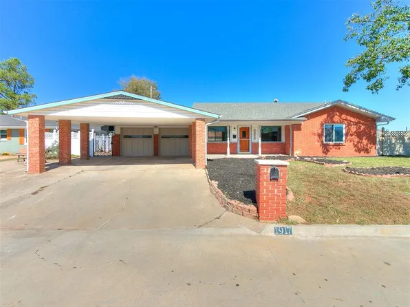 1917 NE 52nd St, Oklahoma City, OK 73111