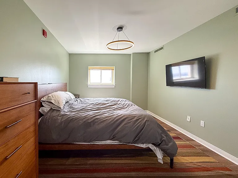 525 W Lafayette Blvd #21E — Photo 8