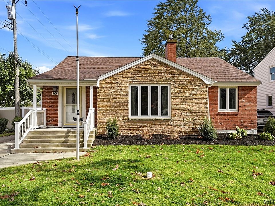 1st image of 63 Pinewoods Ave