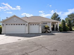 102 Berkshire Ln, Pasco, WA