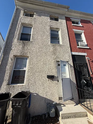 1069 Powell St Photo 1