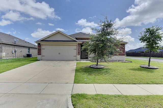 1st image of 2904 Jordan Dr