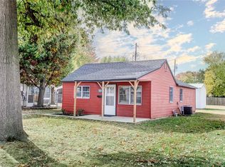 644 S 9th St, Wood River, IL 62095