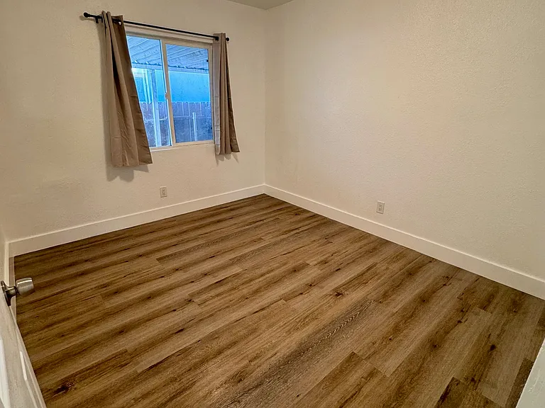 1736 Junipero Ave #A — Photo 6