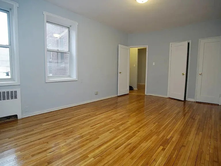 2566 Ocean Ave #C8 — Photo 7