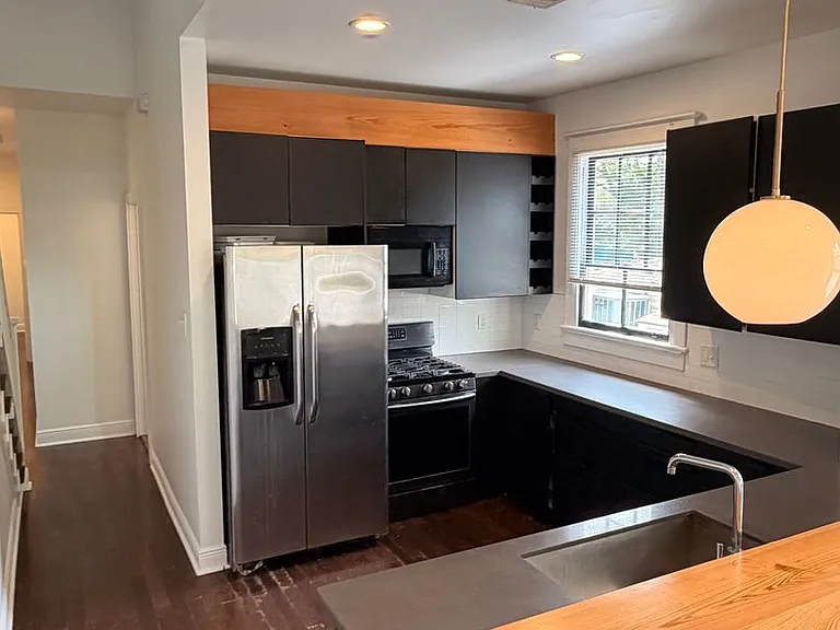 1233 Poland Ave — Photo 6