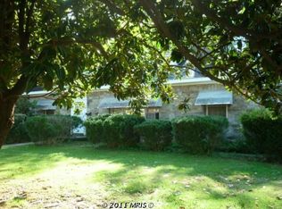 701 Edwards Ferry Rd NE, Leesburg, VA 20176