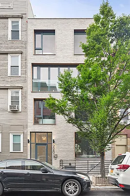 Sold by Compass | media 25