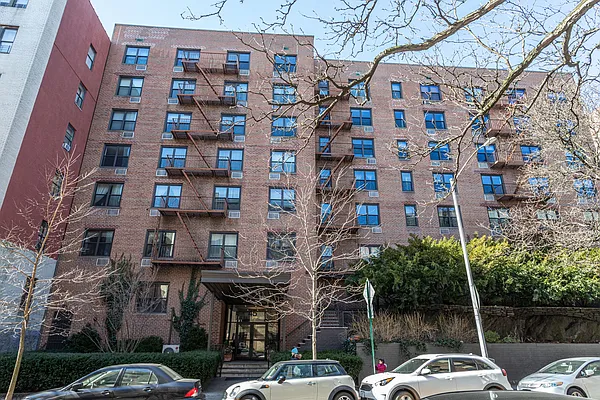 Sold by BREU CHURCHILL | media 15