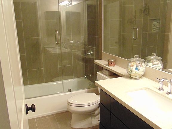 2nd image of 4 Stratford Pl