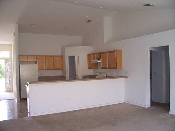 4th image of 1903 Manatee Dr