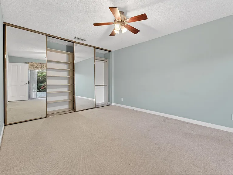 304 Sun Terrace Ct — Photo 28