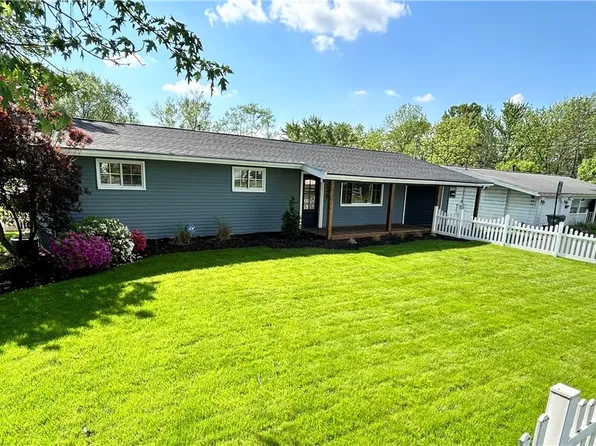 328 Knox Ave, Ellwood City, PA 16117