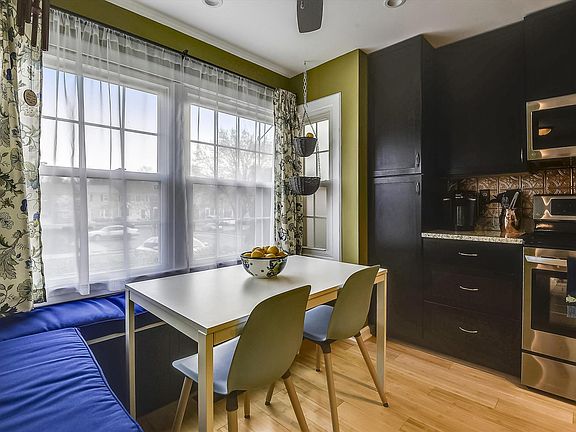 3rd image of 1835 Sharwood Pl