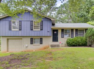 8428 Magnolia Dr, Jonesboro, GA 30238