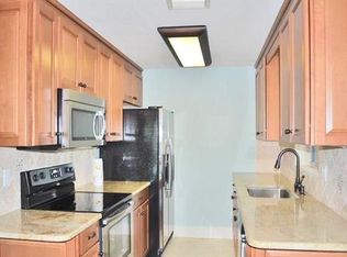 1065 Gulf Shore Blvd N APT 416, Naples, FL 34102